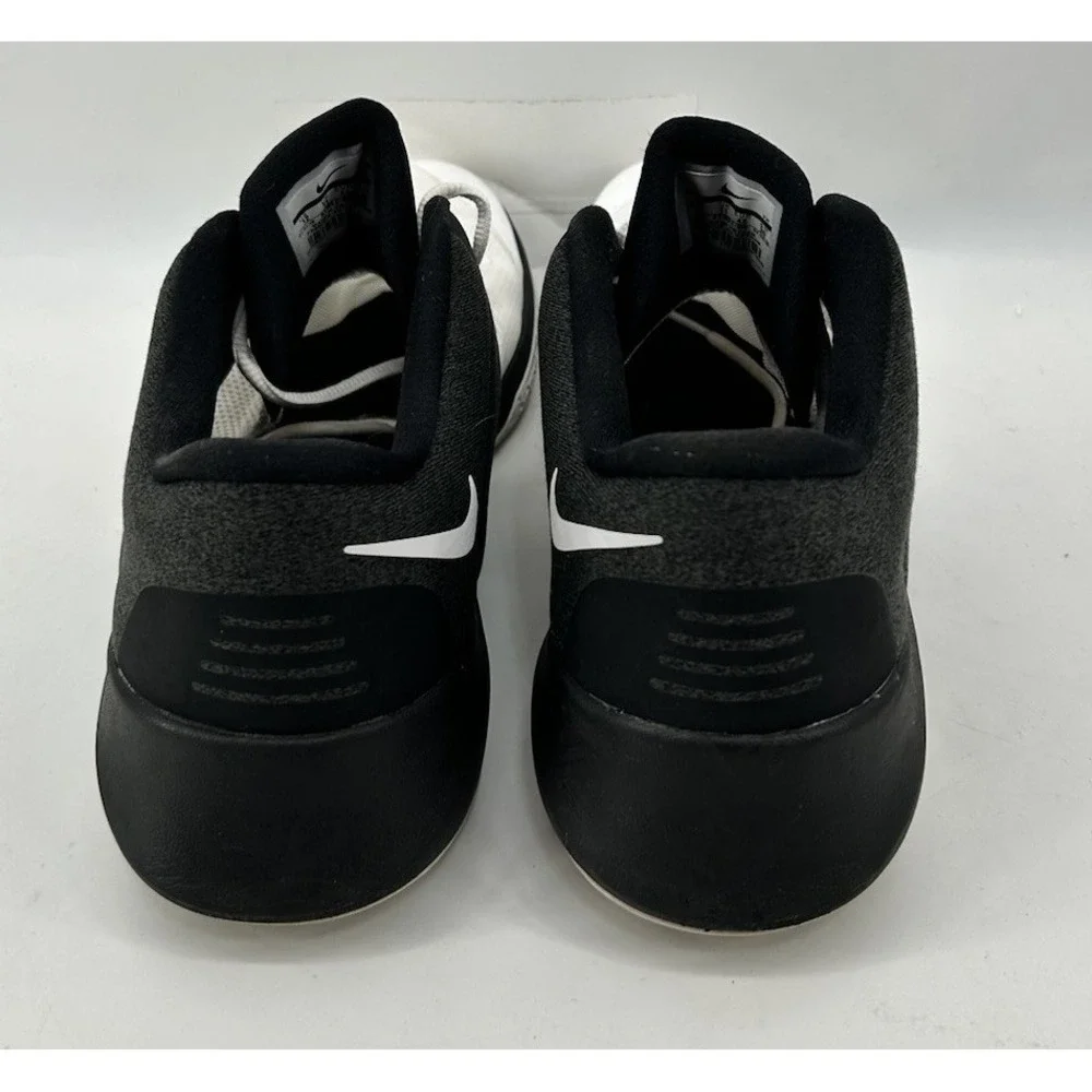 Nike Air Versatile II Black With‎ White Sneakers 921892-100 Men's Size 12
